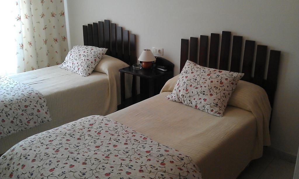 Pension Residencia Minones Baio  Chambre photo